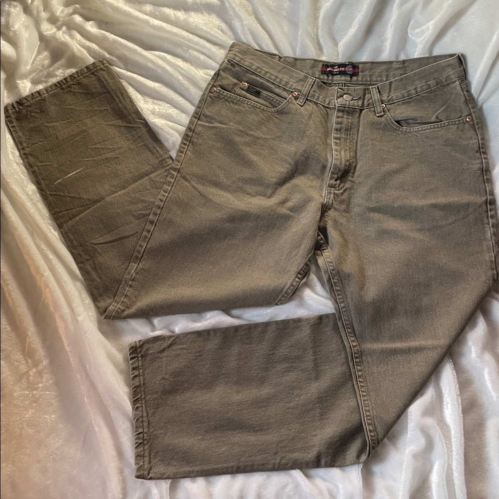 Lee Men's Relaxed Jeans in Gray